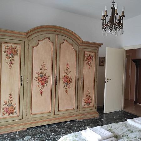 شقة La Colonna Holiday House ليتشي المظهر الخارجي الصورة