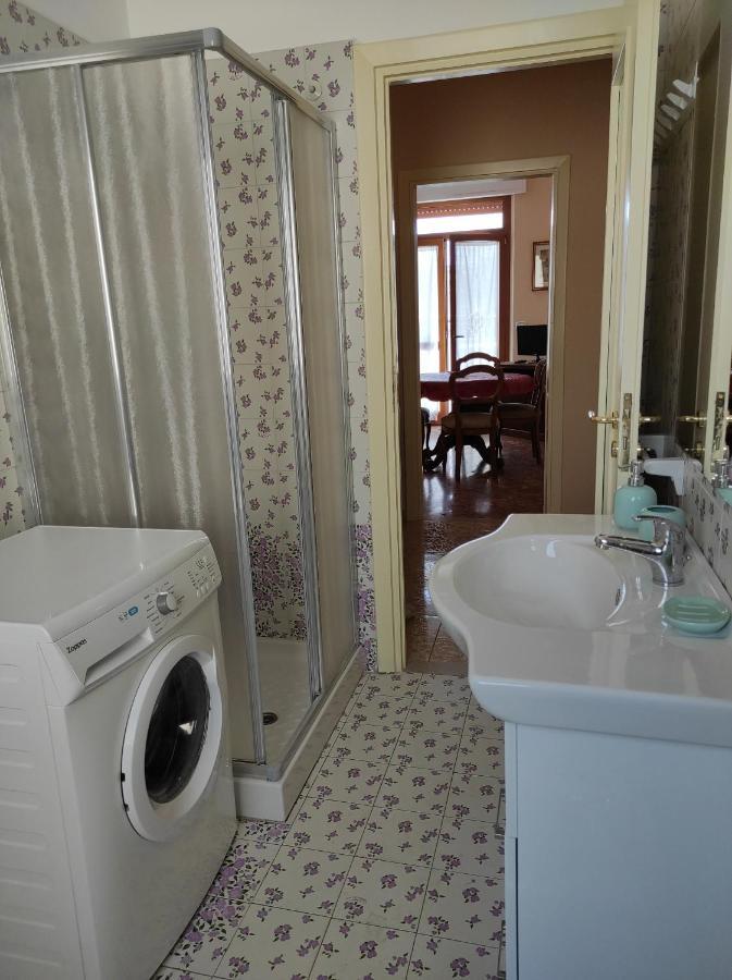 شقة La Colonna Holiday House ليتشي المظهر الخارجي الصورة